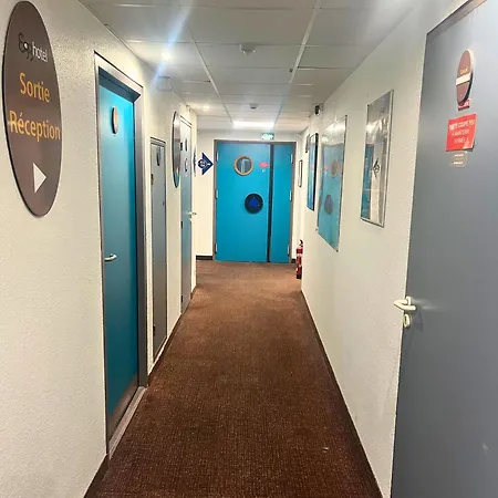 艾萨瑟雷酒店 酒店 萨尔塞勒